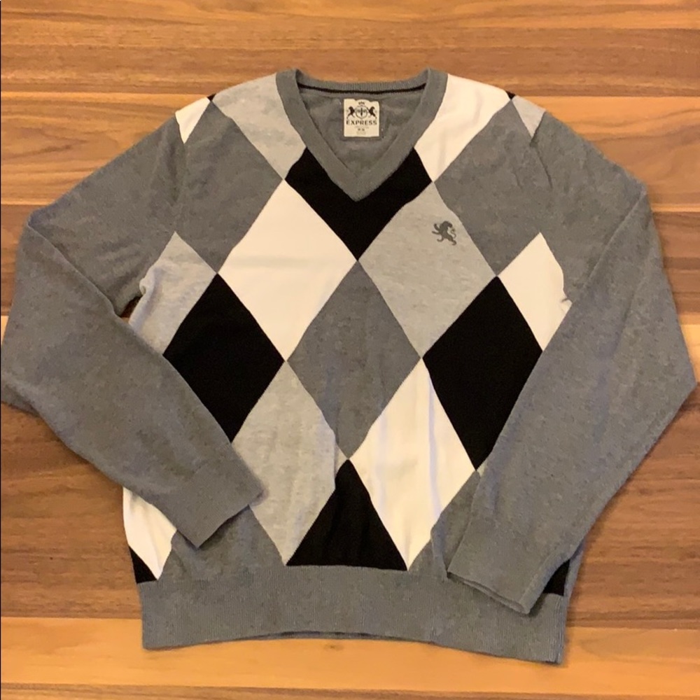 Express - Argyle V-Neck Sweater - M